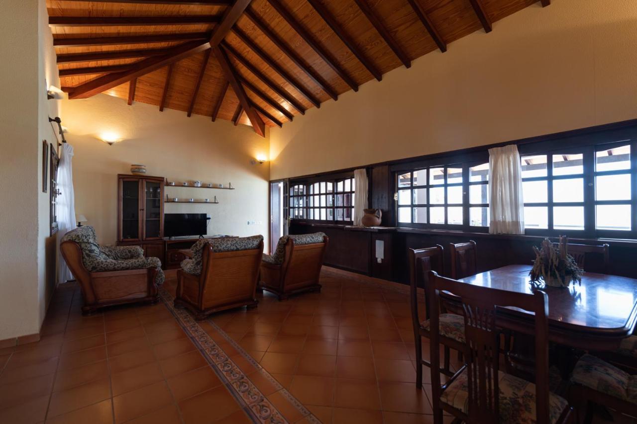 Homeforguest Villa Lobos Con Piscina Privada Caleta De Fuste Exterior photo